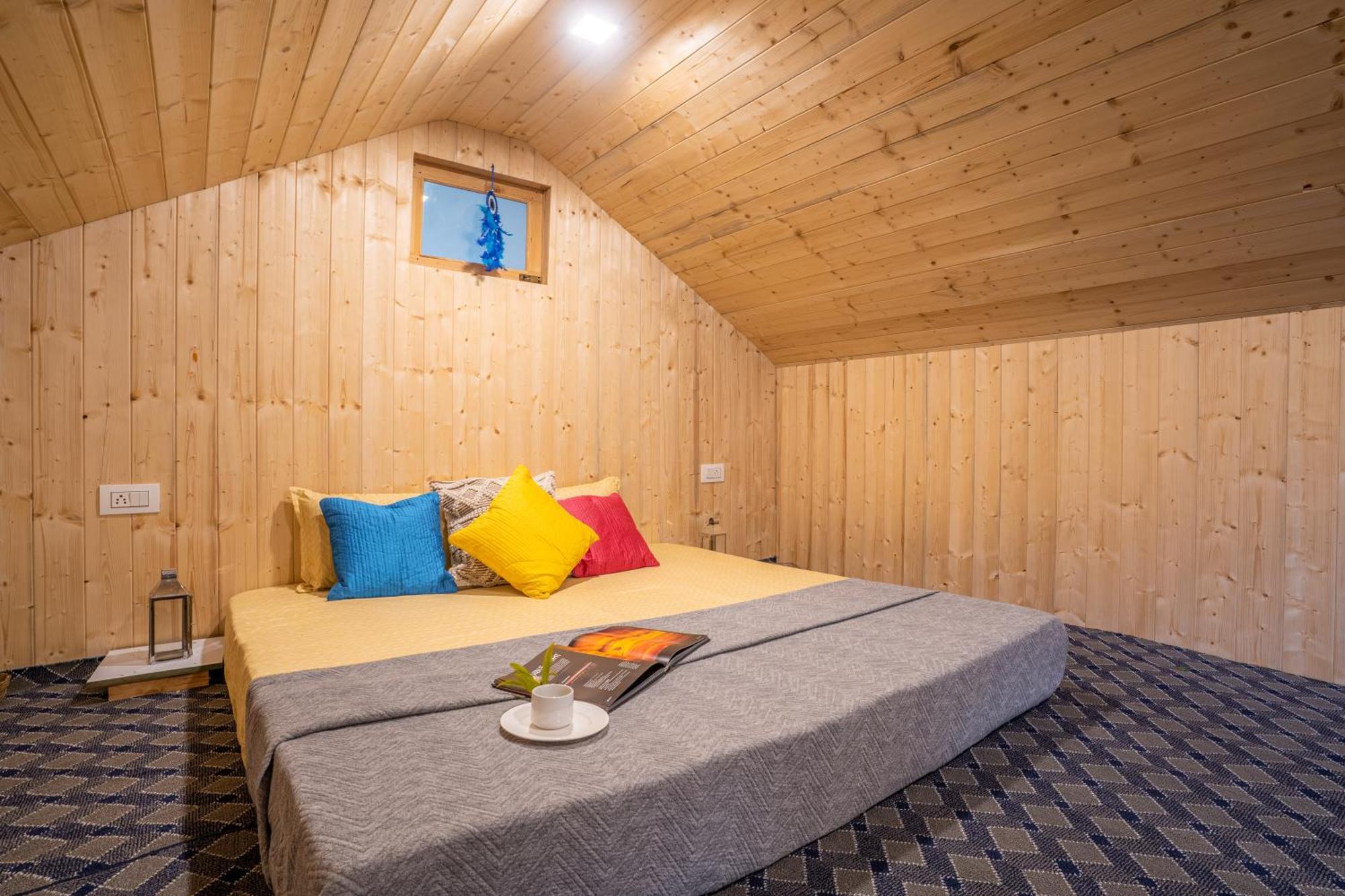 Villa Into The Woods Treehouse Jibhi Exterior foto